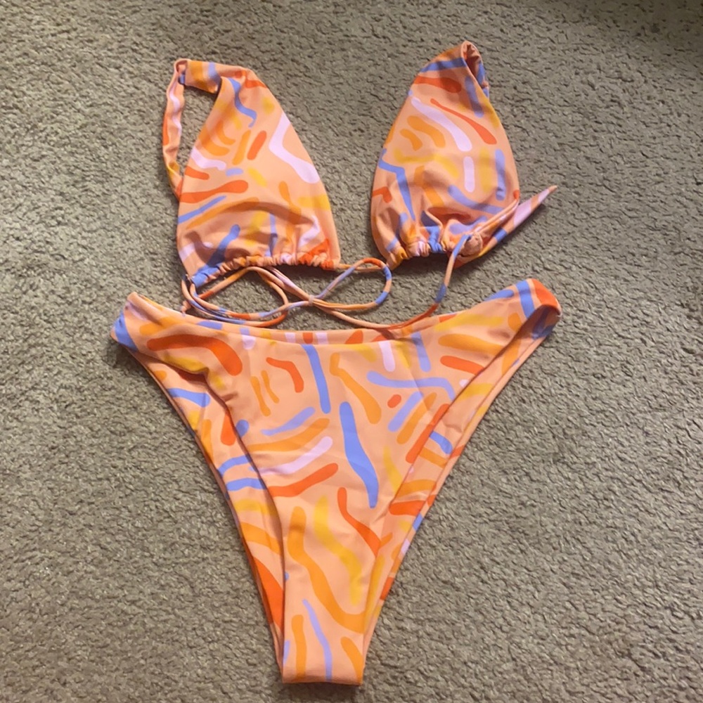 NWOT Aurelle Kai bikini